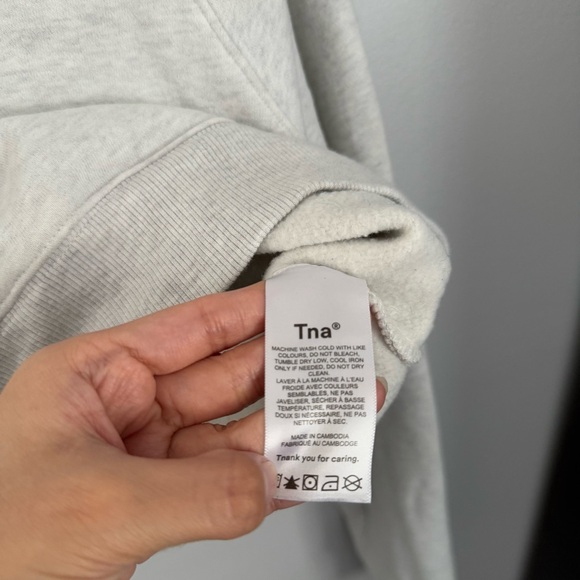 Aritzia TNA Cozy Fleece XL Perfect Sweatshirt Light Grey Heather Crop - Picture 5 of 9